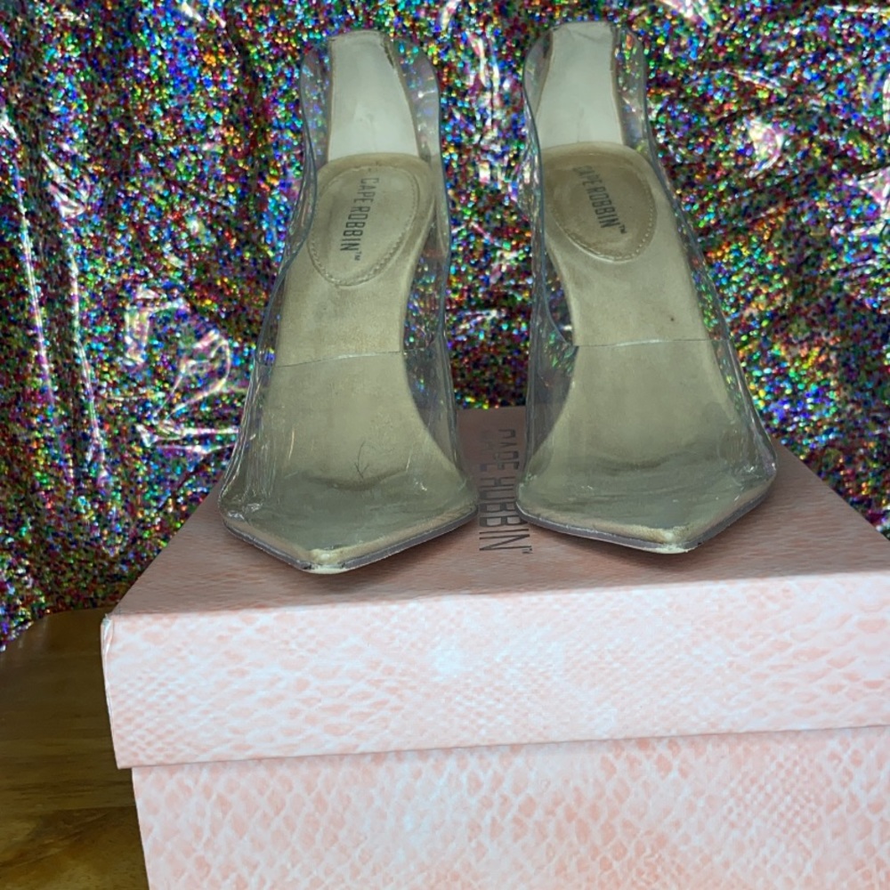 Clear Pumps